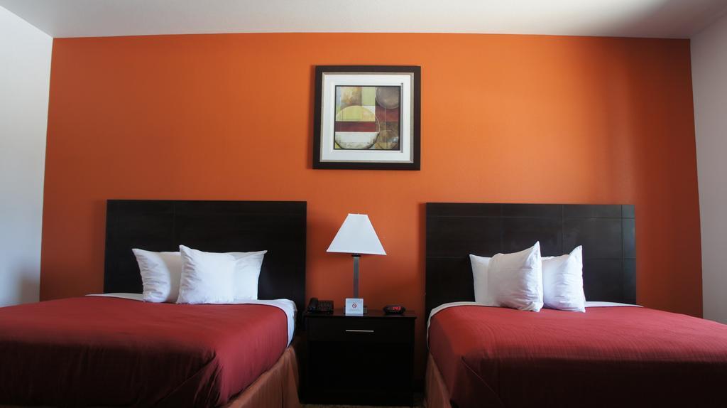 Lux Inn&Suites Three Rivers Extérieur photo