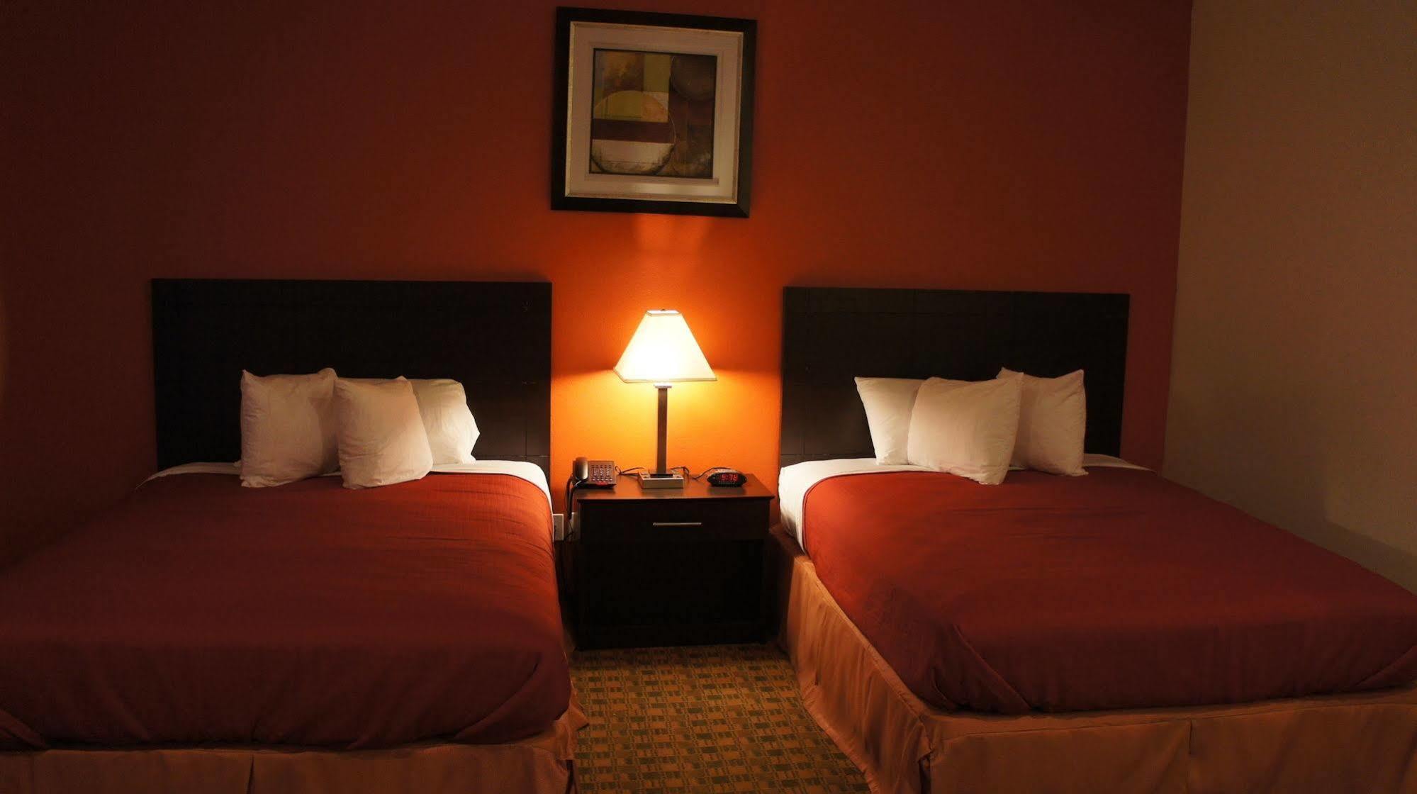 Lux Inn&Suites Three Rivers Extérieur photo